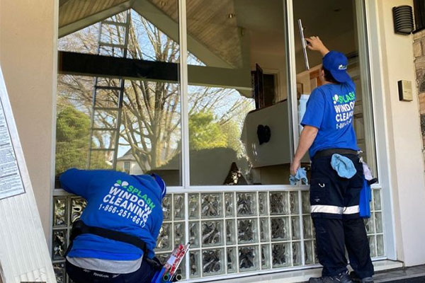 Window Cleaning Service in Toronto ON 3