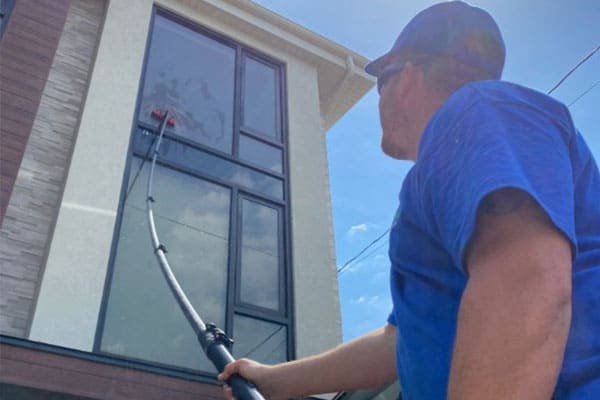 Window Cleaning Service in Toronto ON 4